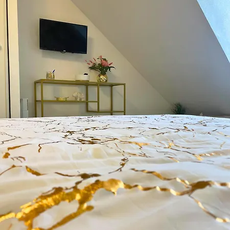 Reve Dore Equipe, Wifi, Unique Lourdes